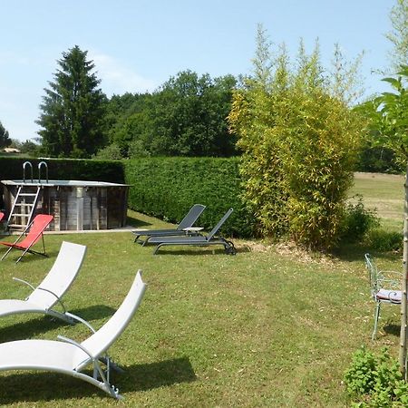 Villa Studio De Charme Romarin Saint-Crépin-et-Carlucet Exterior foto